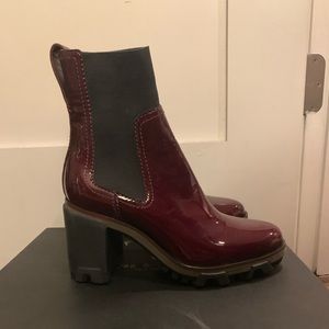 Rag & Bone tall rain booties. Size 8. Never worn!